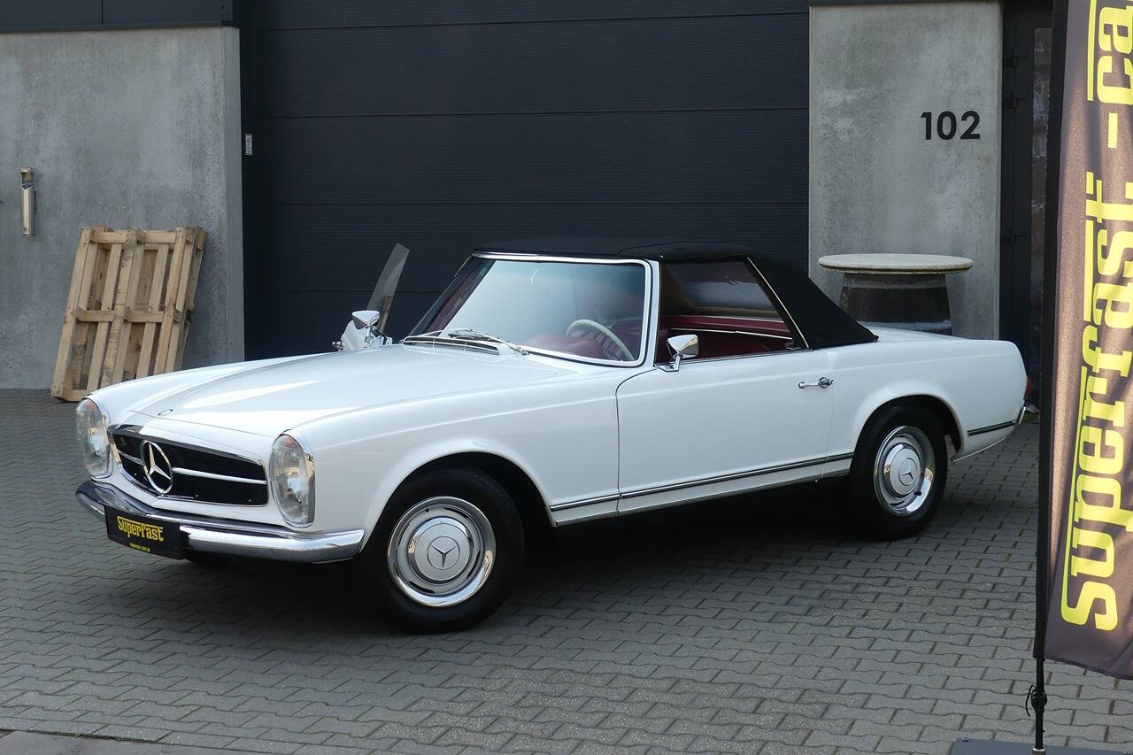 1968 Mercedes-Benz 280SL for sale at Flemingstoke in Costa Mesa, CA