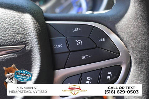2024 Chrysler Pacifica Plug-In Hybrid Select
