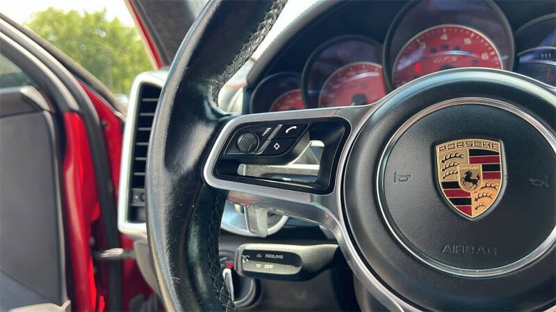 2016 Porsche Cayenne GTS