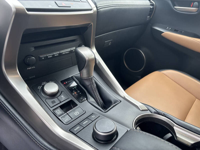 2016 Lexus NX 200t