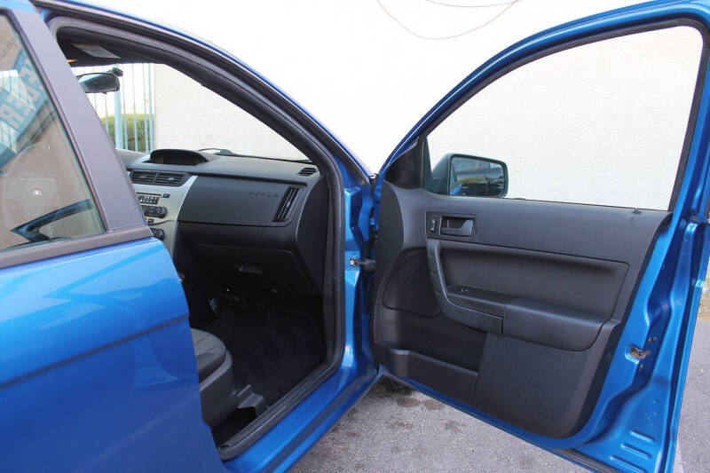 2010 Ford Focus SE