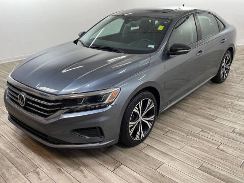 2022 Volkswagen Passat for sale at TRAVERS GMT AUTO SALES - Autos para ti in Florissant MO