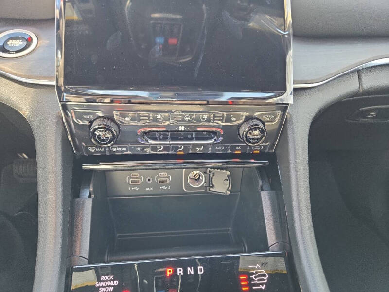 2025 Jeep Grand Cherokee Overland