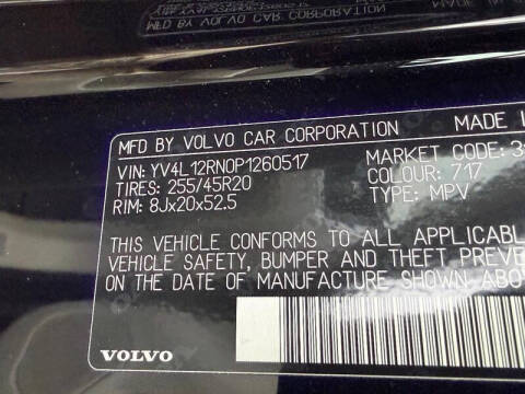 2023 Volvo XC60 B5 Plus Bright Theme