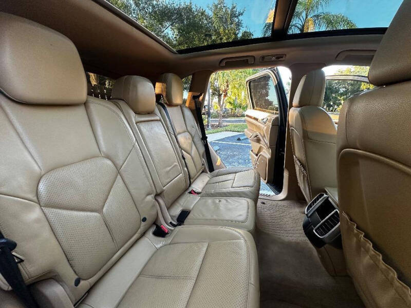 2013 Porsche Cayenne