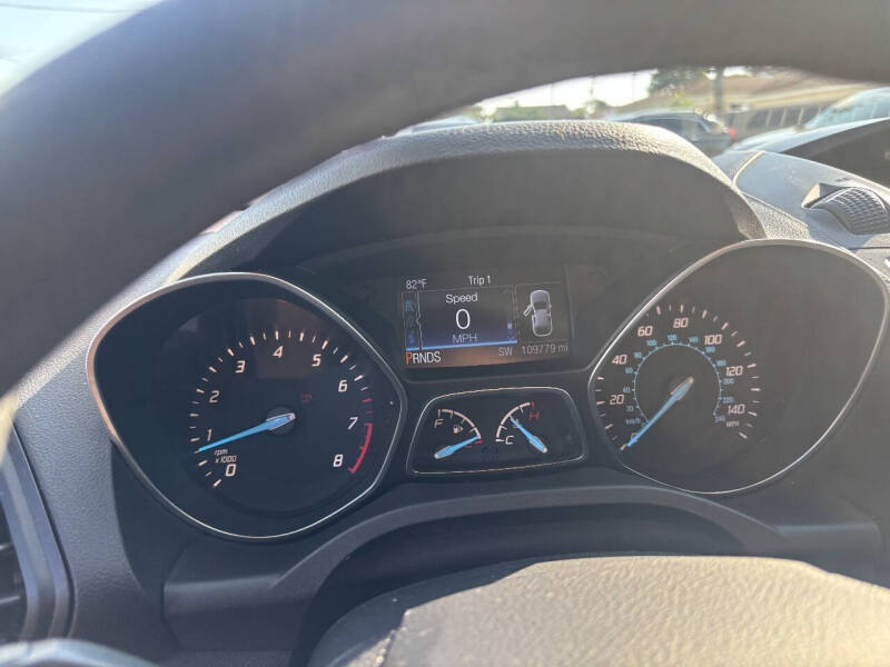 2016 Ford Escape S