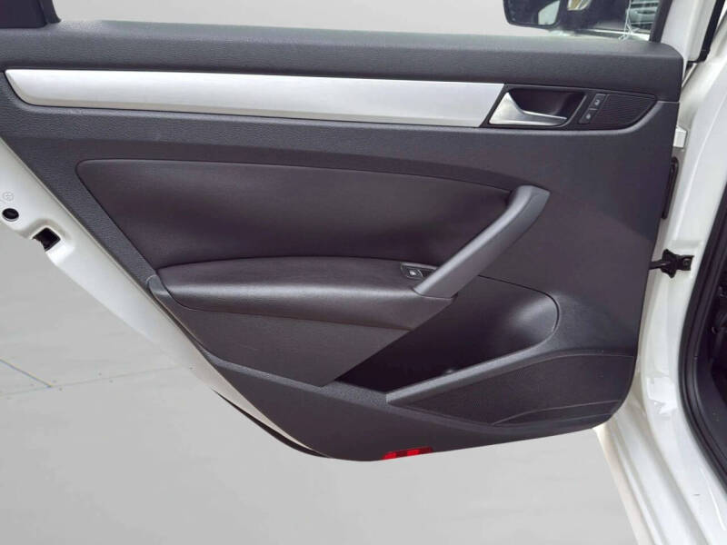 2013 Volkswagen Passat