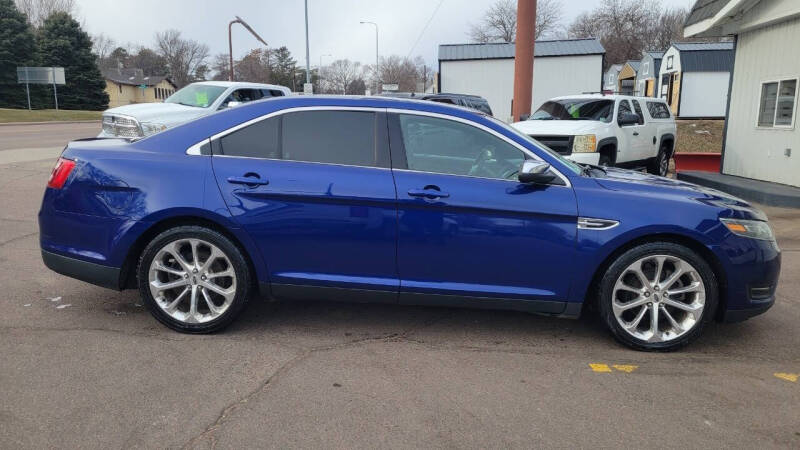2015 Ford Taurus Limited