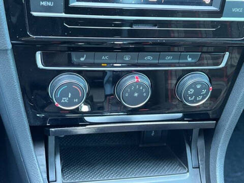 2020 Volkswagen Golf GTI S