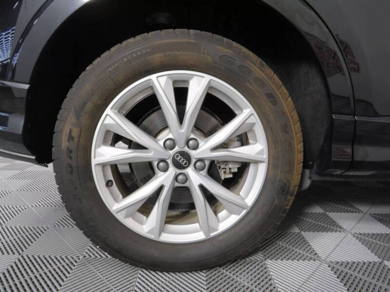 2021 Audi Q3 quattro S line Prem Plus 45 TFSI