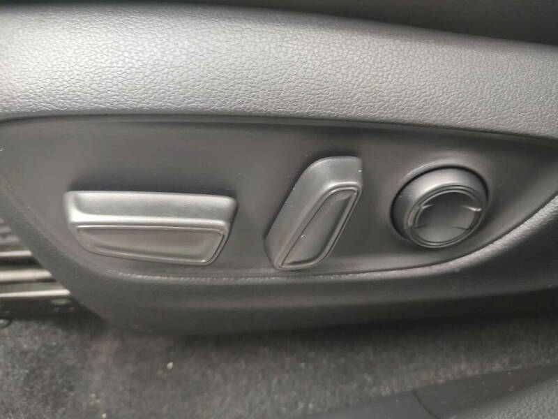 2020 Toyota RAV4 Hybrid Limited