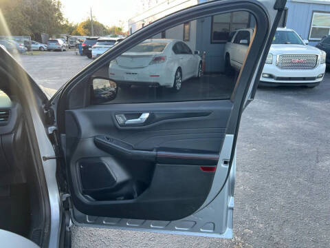 2024 Ford Escape ST-Line