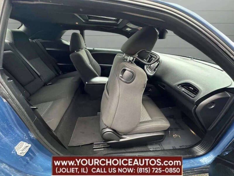 2021 Dodge Challenger SXT