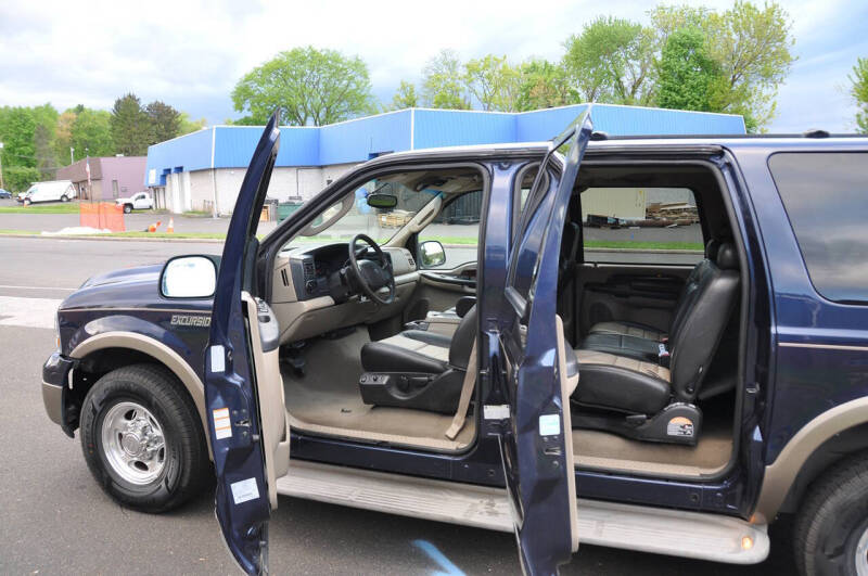 2005 Ford Excursion Eddie Bauer