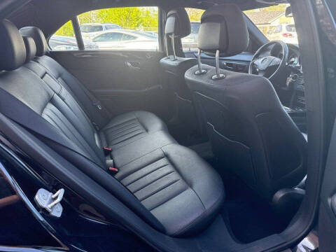 2010 Mercedes-Benz E-Class E 550 Luxury 4MATIC