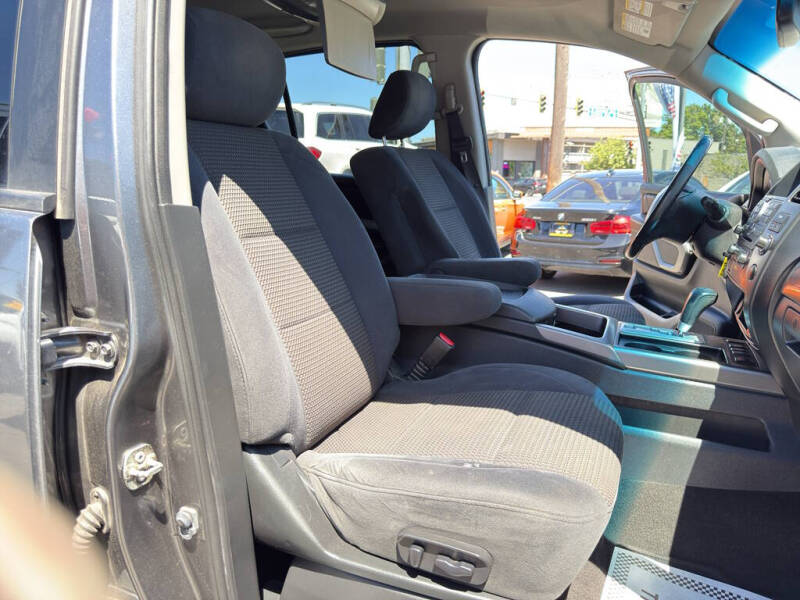 2015 Nissan Armada SV