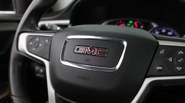 2022 GMC Acadia SLE