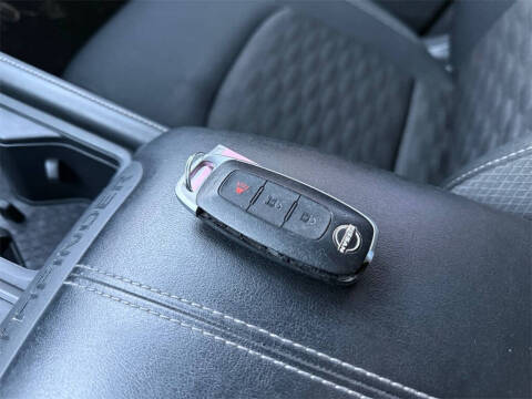 2024 Nissan Pathfinder S