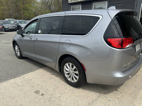 2017 Chrysler Pacifica Touring