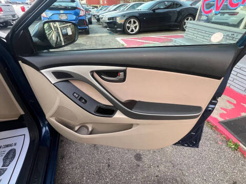 2016 Hyundai Elantra