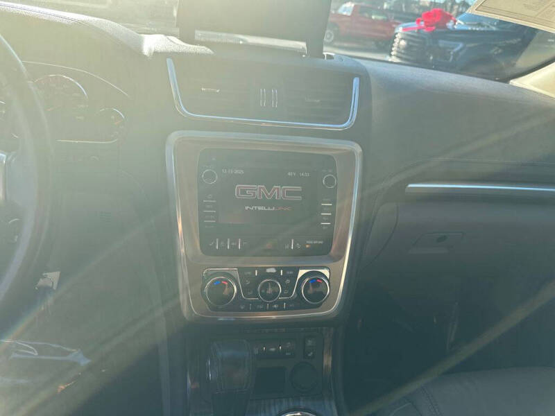 2014 GMC Acadia Denali