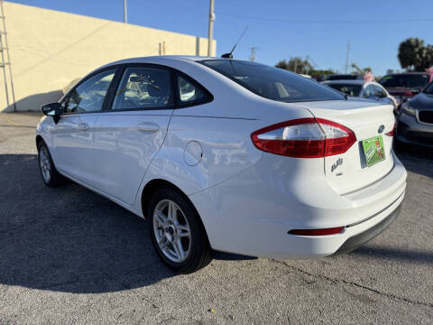 2017 Ford Fiesta SE