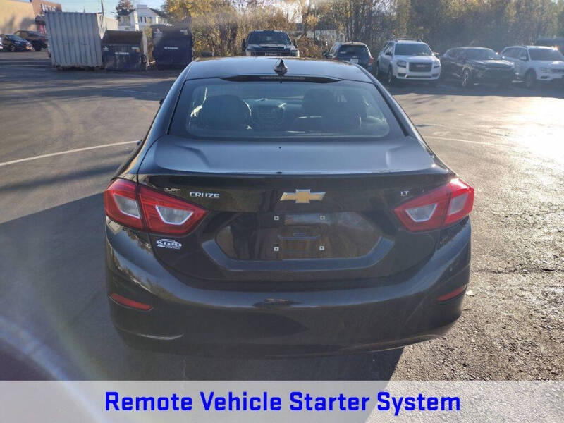 2018 Chevrolet Cruze LT Auto