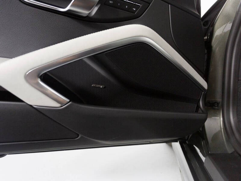 2025 Porsche 718 Cayman