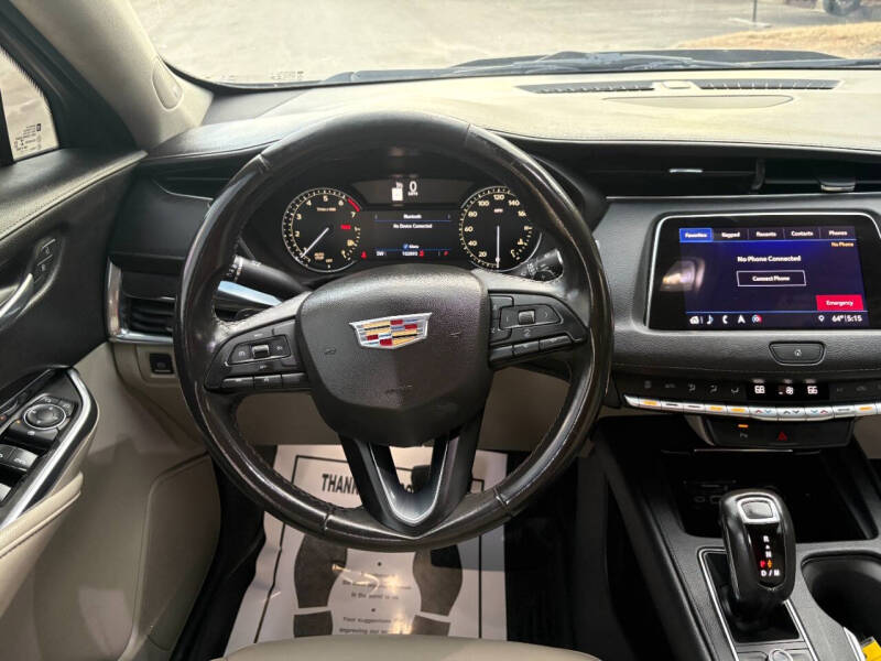2019 Cadillac XT4 Luxury