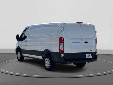2023 Ford E-Transit