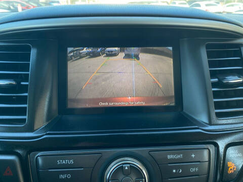 2015 Nissan Pathfinder SV