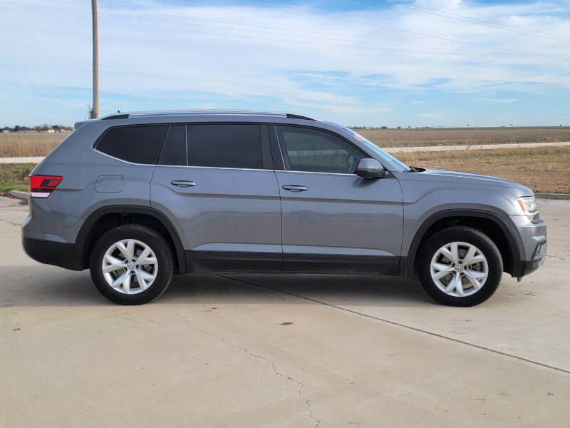 2019 Volkswagen Atlas SE w/Tech photo 3