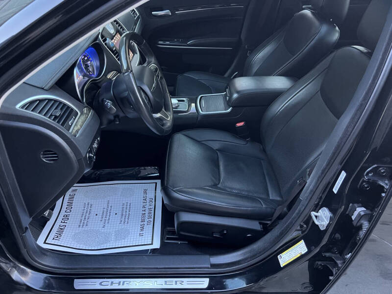 2019 Chrysler 300 Limited