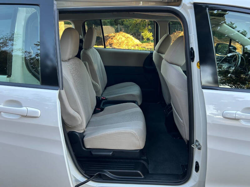 2012 Mazda MAZDA5 Sport