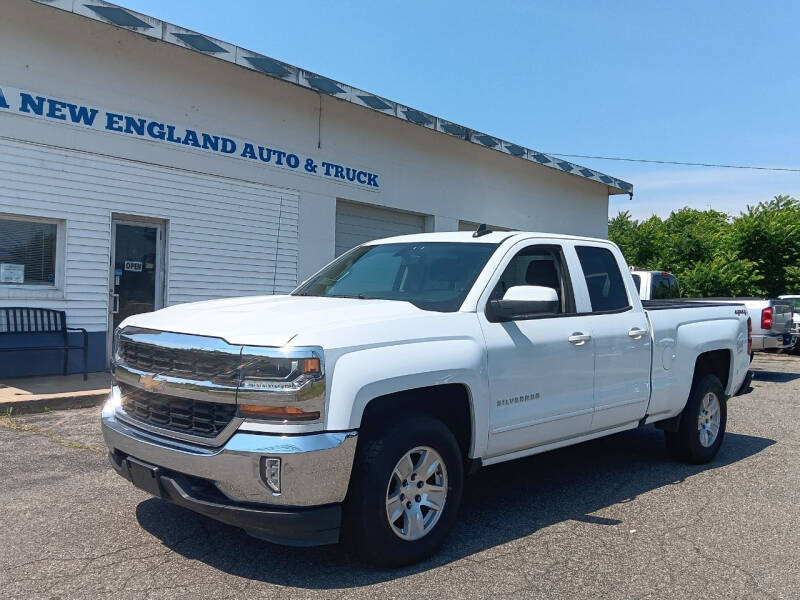 2016 Chevrolet Silverado 1500 LT photo 3