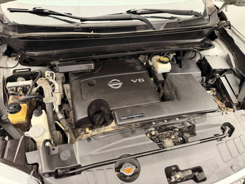 2015 Nissan Pathfinder SV
