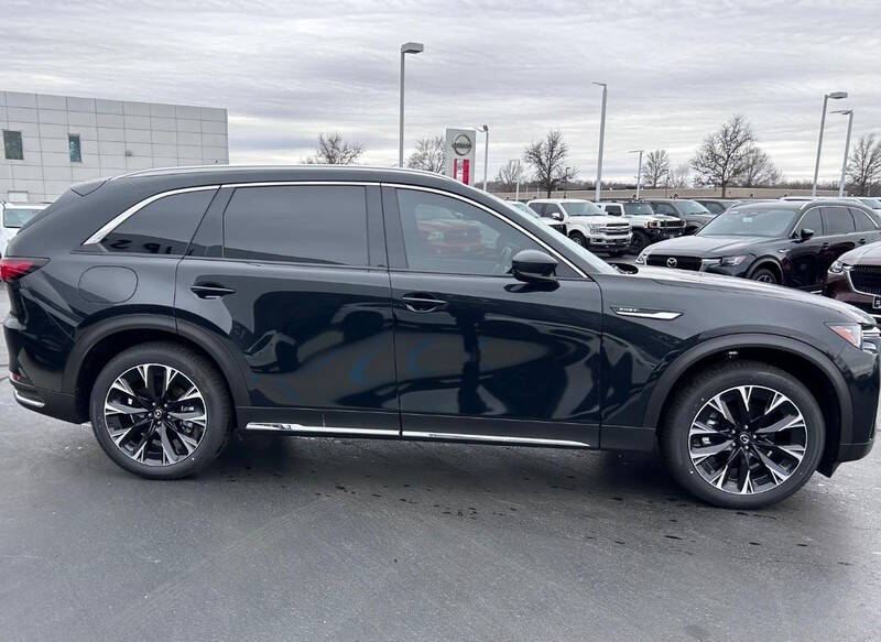 2025 Mazda CX-90 Plug-in Hybrid Premium Plus