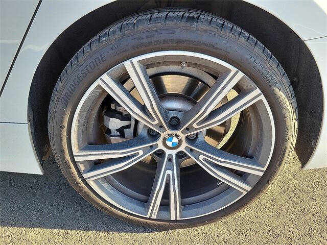 2023 BMW 3 Series 330i