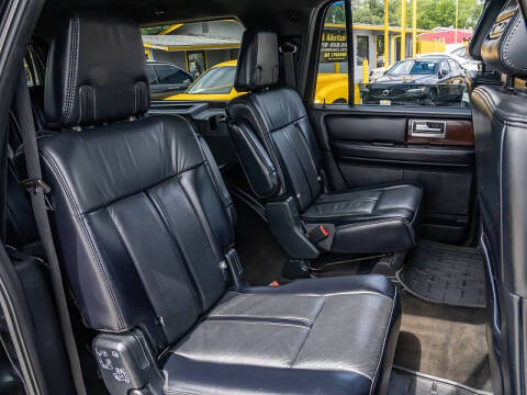 2017 Lincoln Navigator L Select