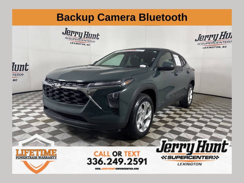 2025 Chevrolet Trax LS's photo