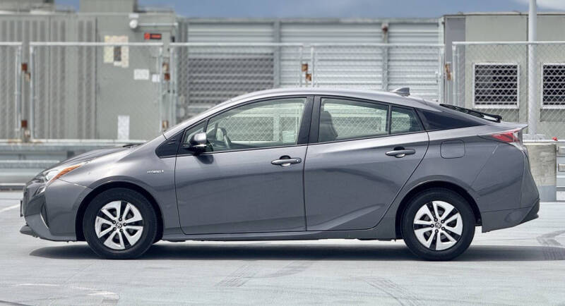 2017 Toyota Prius Two