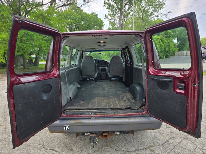 2005 Ford E-Series E-350 SD