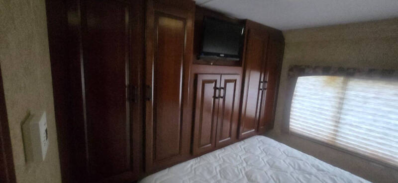 2013 SUNSEEKER SSC3050SF