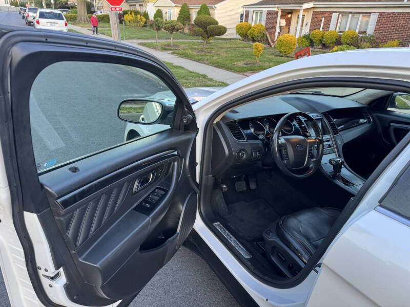 2011 Ford Taurus Limited