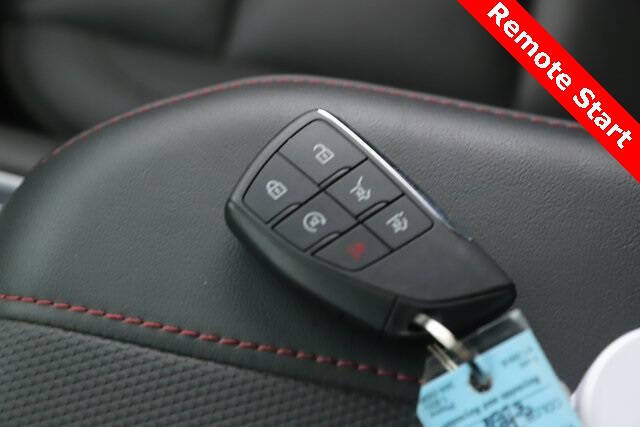 2025 Chevrolet Suburban RST