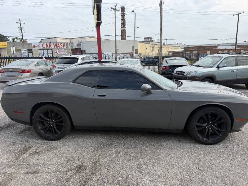 2018 Dodge Challenger SXT