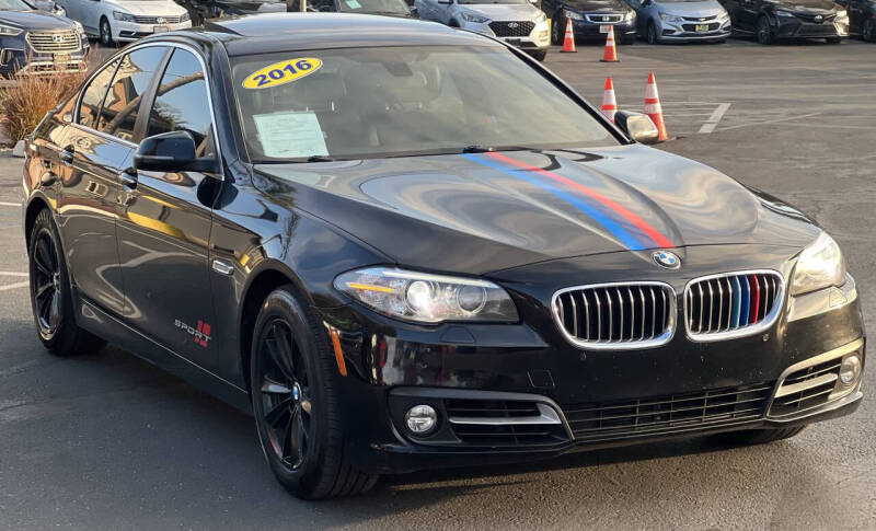 2016 BMW 5 Series 528i