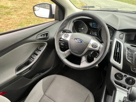 2012 Ford Focus SE