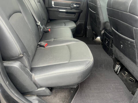 2017 RAM 1500 Laramie