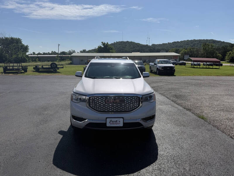 2017 GMC Acadia Denali